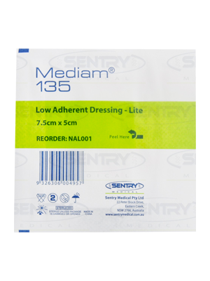 Medium® 135 Low Adherent Dressing, Sterile 7.5cm x 7.5cm– Box/100